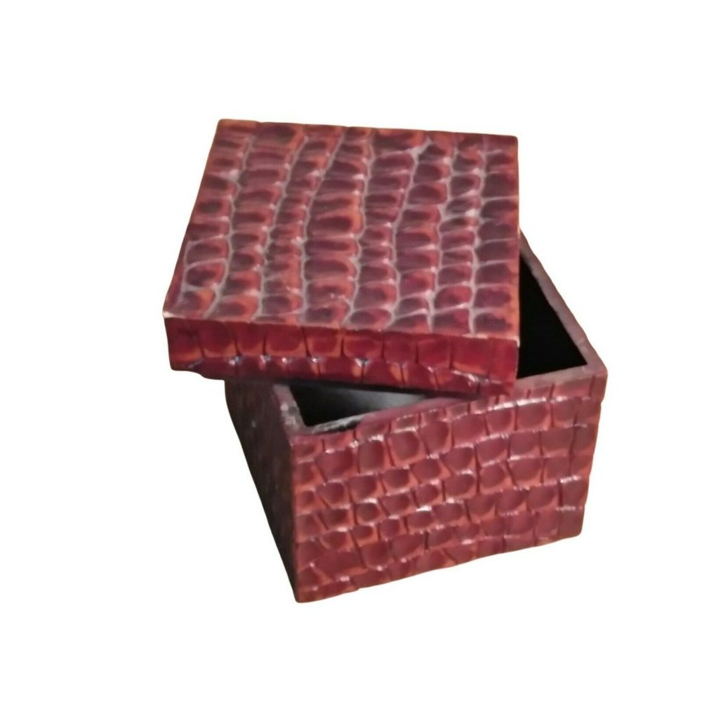 Faux Alligator Skin Design Jewelry Box 4"x4"x4"
